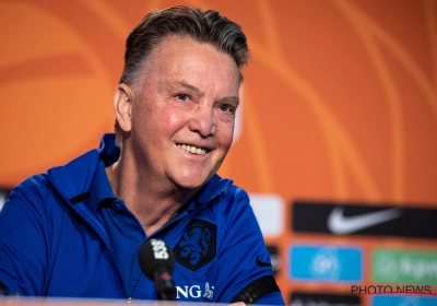 Louis Van Gaal opnieuw in de clinch met pers: "Blijf je tot de finale? Dan zie je ons weer"