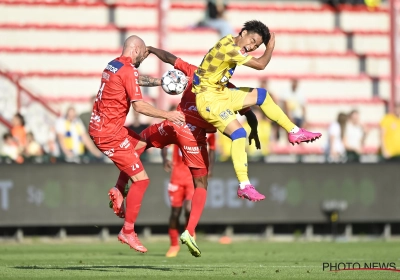 Spelers van Kortrijk en STVV zijn het roerend eens na brilscore in Guldensporenstadion