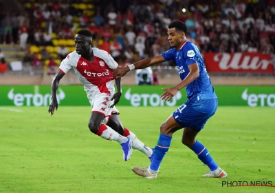 🎥 Philippe Clement met de schrik vrij dankzij VAR, heerlijke goal Diatta levert Monaco drie punten op