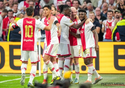 Ajax boekt knappe 5-0-overwinning tegen Heerenveen (met invallende Colassin)