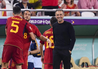 Spanje scoort zeven keer in één match op WK: "Blij dat Luis Enrique er is"