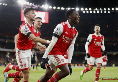 Wat een apotheose! Arsenal haalt dubbele achterstand op en wint na doelpunt in 96e minuut