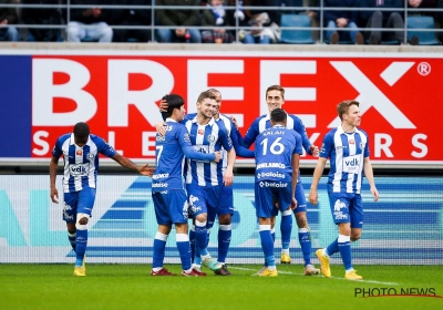 📷 KAA Gent en hele Ghelamco Arena brengen mooi eerbetoon aan overleden supporter 