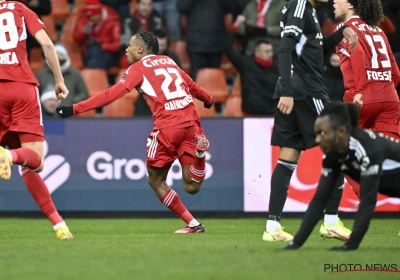 Een kolkend Sclessin ziet zijn Standard dicht bij een plaats in Play-Off 1 komen