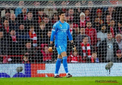 Thibaut Courtois ziet de titelkansen met Real Madrid slinken, trainer Carlo Ancelotti kent de oorzaak