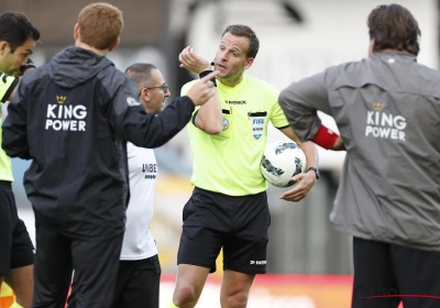 Speeldag 1 en coaches alweer woedend op scheidsrechter na heel vreemde beslissingen