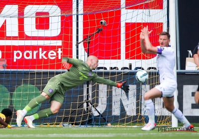 't Is geen Verbruggen, maar Anderlecht heeft een betrouwbaar sluitstuk in doel staan, die ook nog eens 'slim geblesseerd' raakt