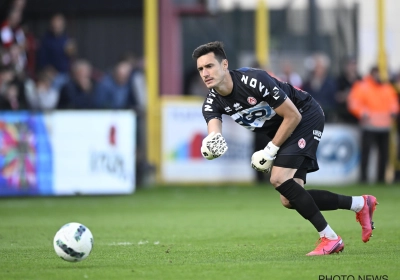 Bij KV Kortrijk lijken ze de handdoek te gooien, pechvogel van de dag reageert: "Hopen op play-off 3"