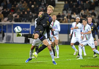 Ex-scheidsrechter laat zich zéér kritisch uit over fase in OH Leuven - Anderlecht: "Gaan ze hun fout toegeven of opnieuw komen met uitleg die niemand begrijpt?"