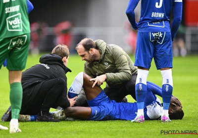 🎥 Iedereen dacht aan rood tijdens KAA Gent-Antwerp, VAR komt meteen met zeer duidelijke uitleg