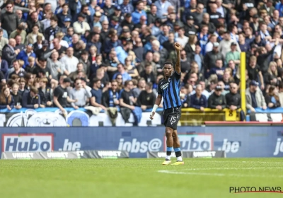 🎥 De stevige tackle van Onyedika op Ekkelenkamp: geel of donkerrood?