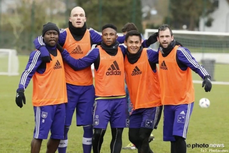 Anderlecht werkt aan de toekomst en heeft jeugdinternational beet