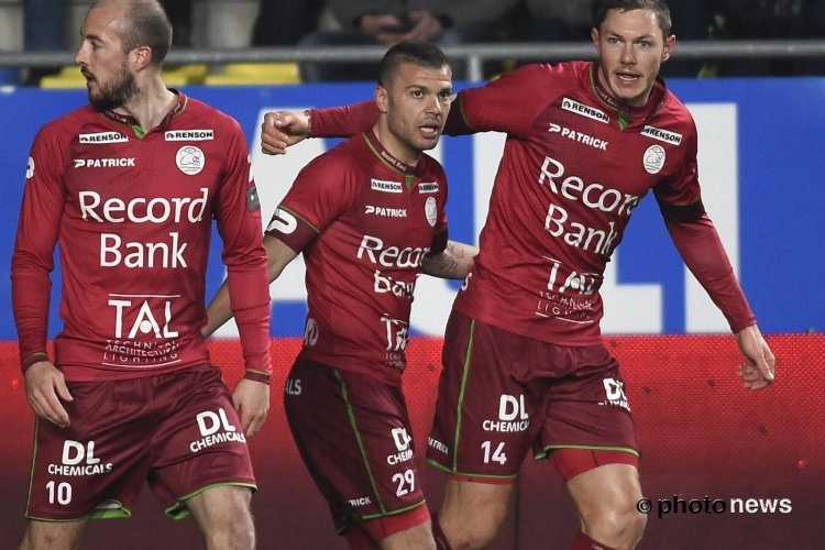 Zulte Waregem sleept zich opnieuw in strijd om play-off 1