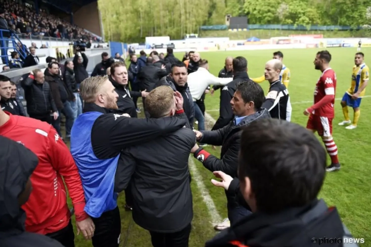 VIDEO: Klappen langs de zijlijn in Union-Antwerp, Dequevy geeft het relaas