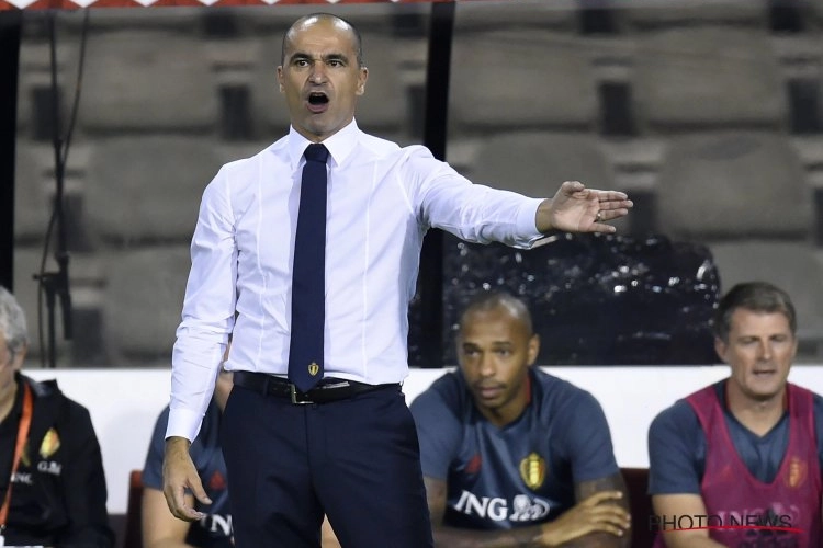 Een grappig beeld moet het zeker zijn: zó intensief is Roberto Martinez dus met de Rode Duivels bezig