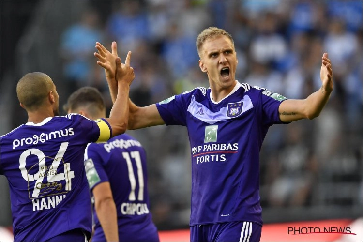 Ondanks 6 goals na 7 duels toch nog twijfels in de toekomst van Anderlecht-aanvaller: "Ik zie hem daar maar moeilijk meekunnen"