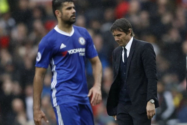 Kurkdroog! Dit stond in de sms van Conte naar Diego Costa