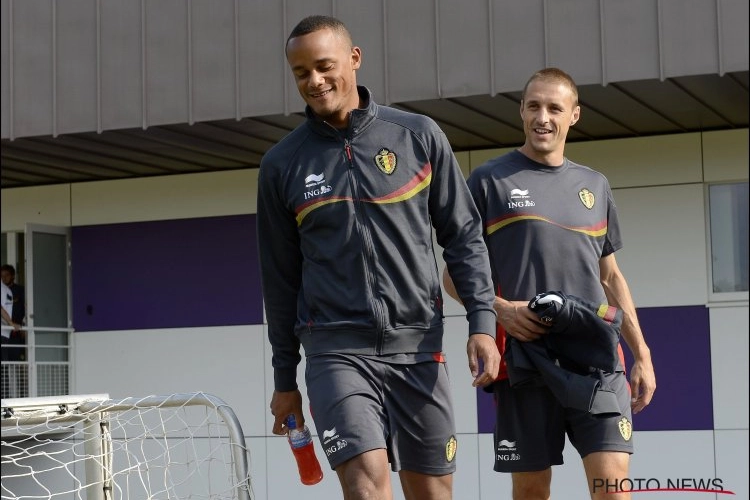 Toen Kompany op zijn 17e debuteerde bij de Rode Duivels, wist Simons al wat er zou volgen: "Hij oversteeg de competitie"