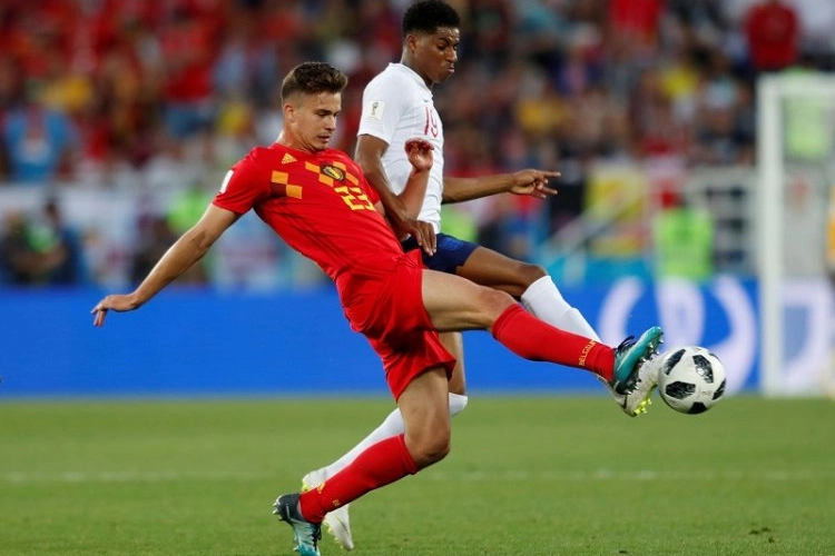 Nog twee teams schuiven aan voor Leander Dendoncker, een team volgt ook andere Belg