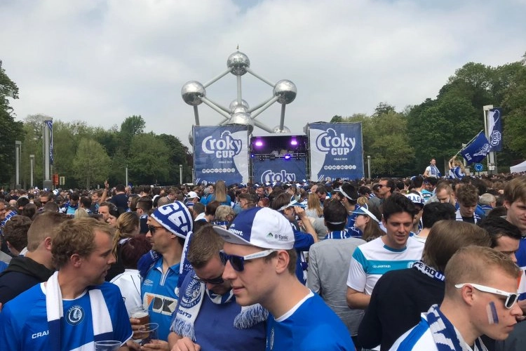 fans gent voor bekerfinale