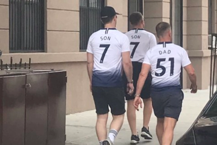 📷 Een idee voor vaderdag? Tottenham-fans scoren op Twitter