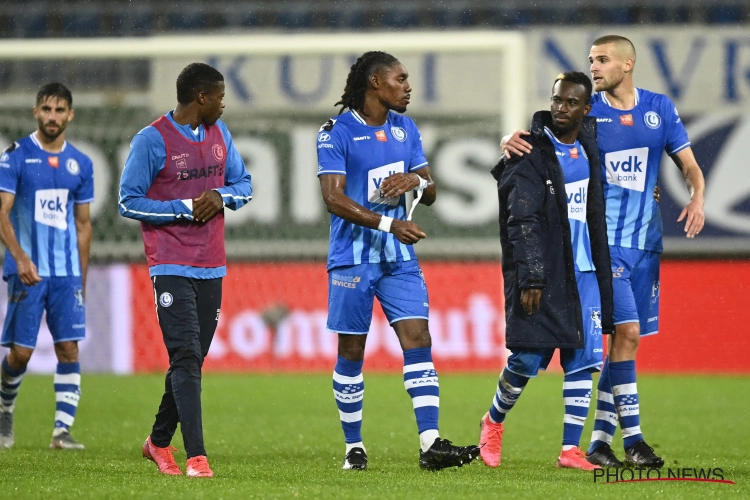 Moet Wim De Decker ook al vrezen voor zijn job bij AA Gent? Coach van Buffalo's geeft zelf het antwoord