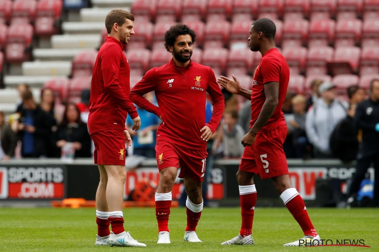 Liverpool rekent simpel af met Wolverhampton en komt samen met Tottenham aan de leiding in Engeland