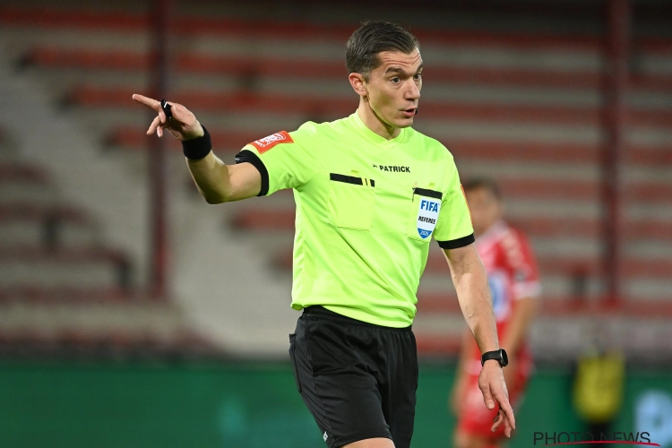 Referee Department kon er niet mee lachen, maar analist is duidelijk: "Topmoment van Lardot"