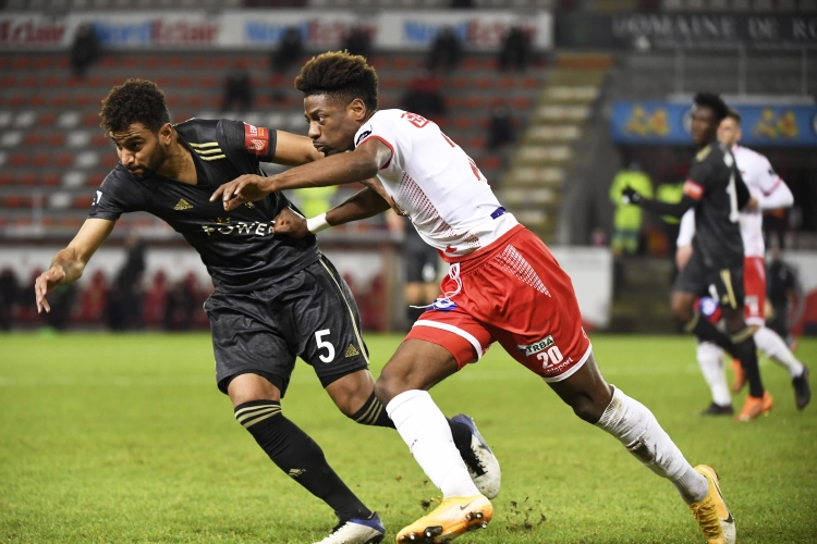 Pierre-Yves Ngawa zag Leuven dure punten weggooien: "Was vermijdbaar"