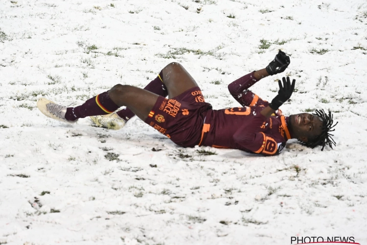 Eerste sneeuwervaring voor Mechelen-speler: "Of ik deze maand ga vertrekken? Nee, zeker niet"