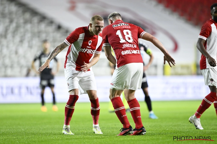 Antwerp maakt zwak Kortrijk met de grond gelijk en wint met 6-0